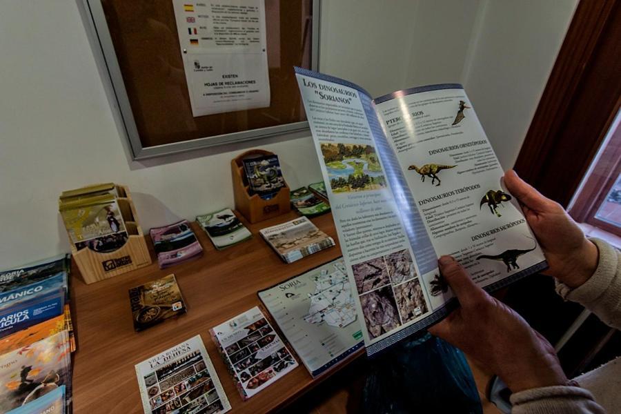 Albergue Turistico Tierras Altas Fuentes de Magana エクステリア 写真